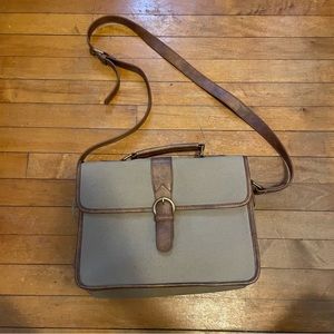 Brandy Mellvile Messenger Bag (color sand)